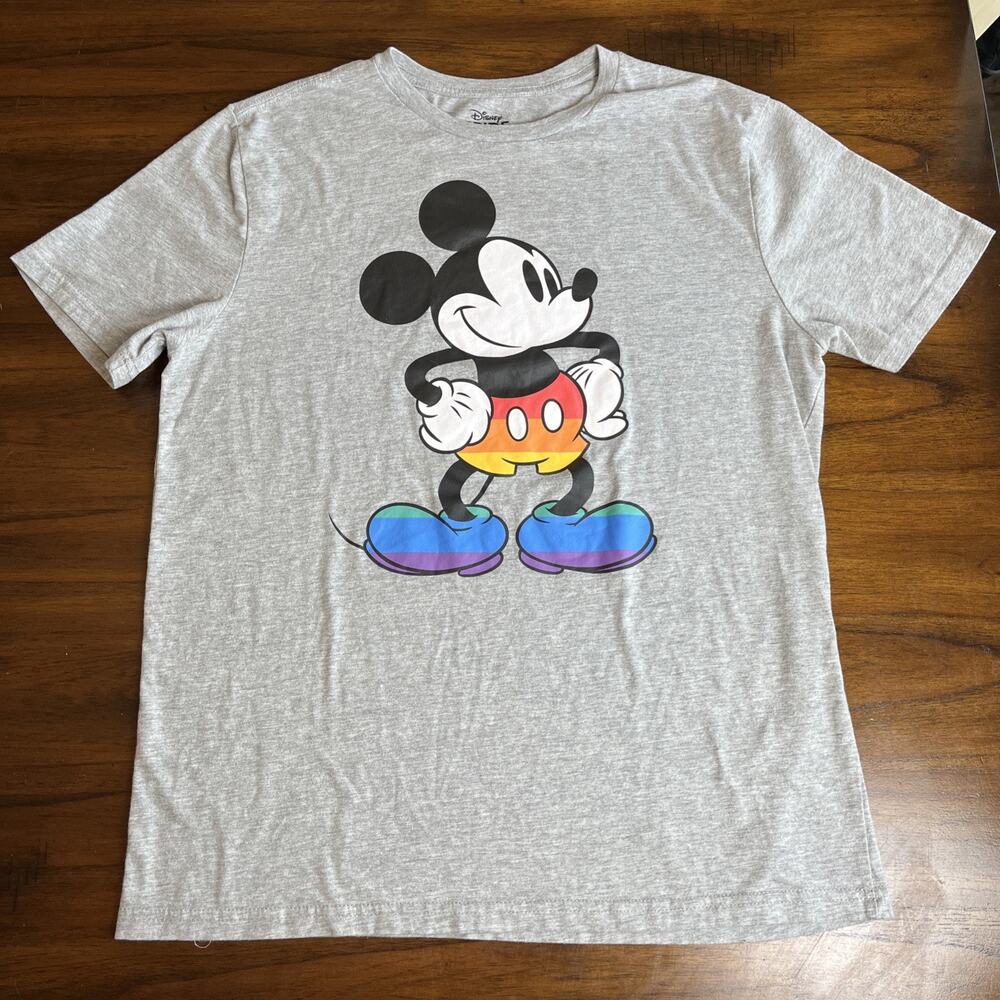 Pride Disney Collection Rainbow Mickey Mouse T Shirt Men's Size Medium Gray Tee